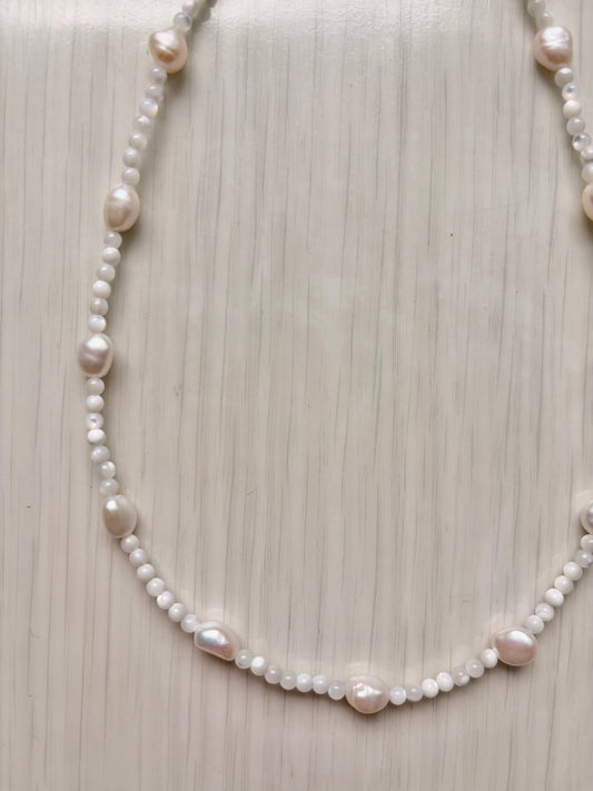 Pearl & shell necklace