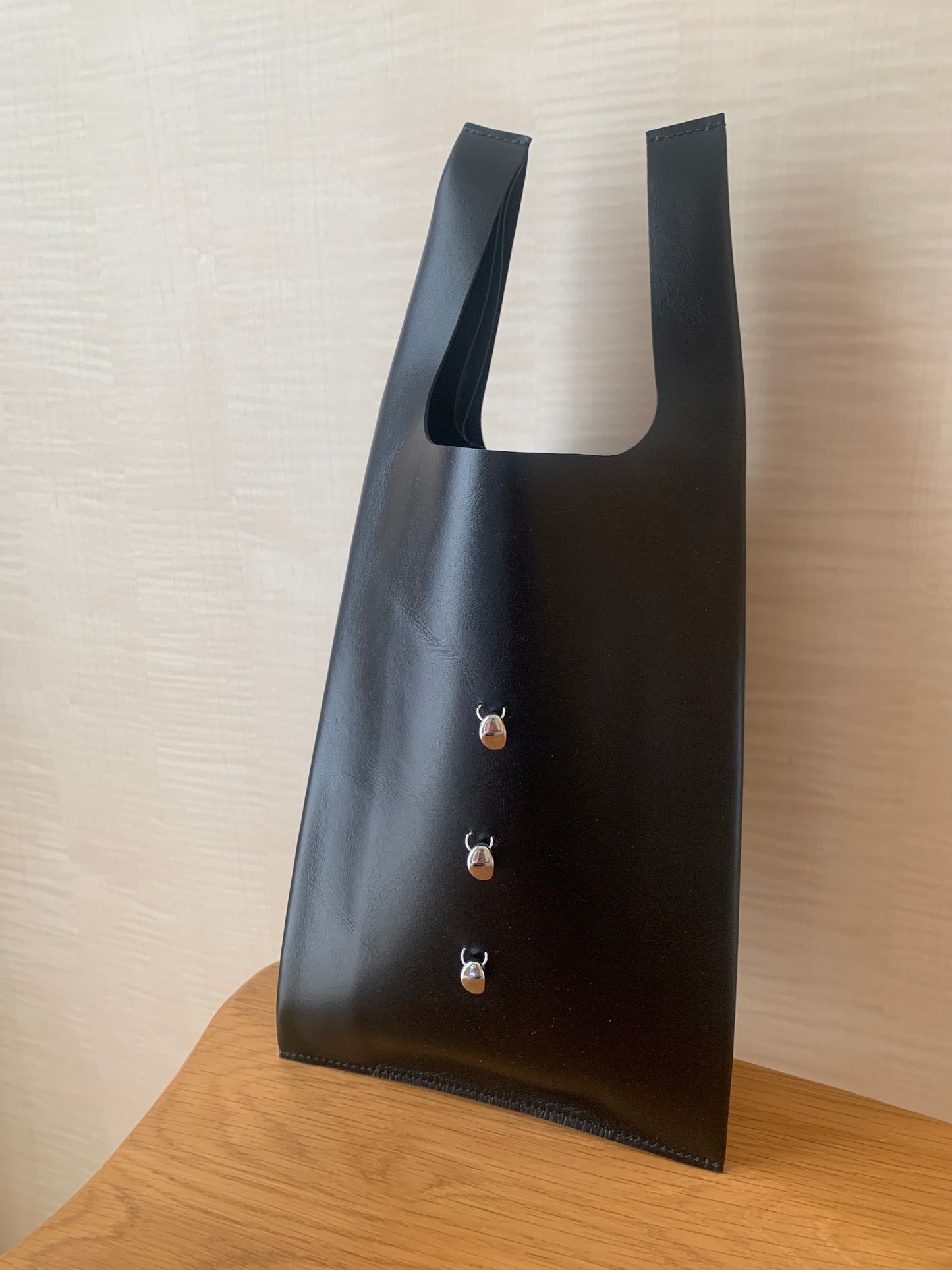 Leather bag