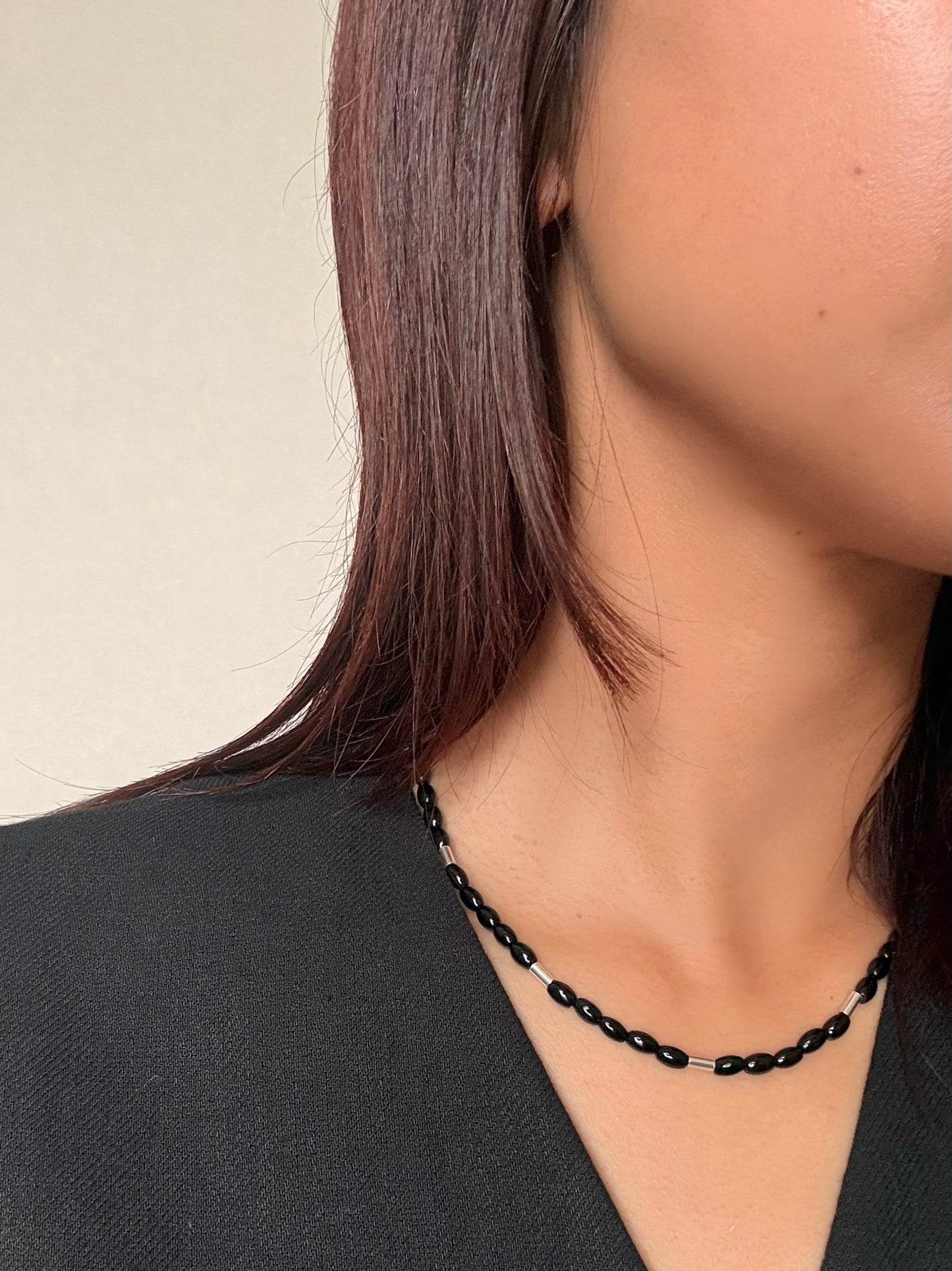 Onyx silver beads necklace
