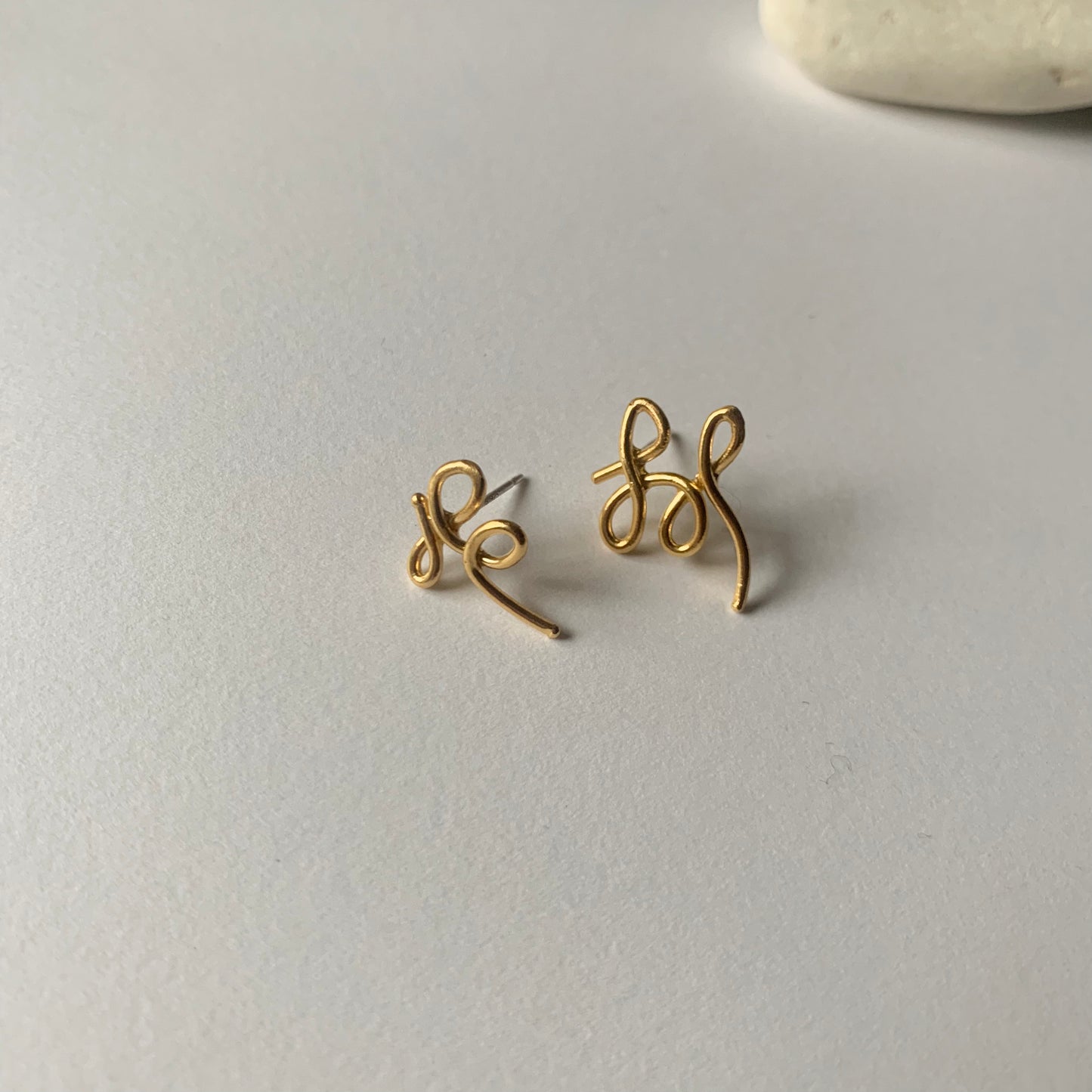 Random loop mini pierce