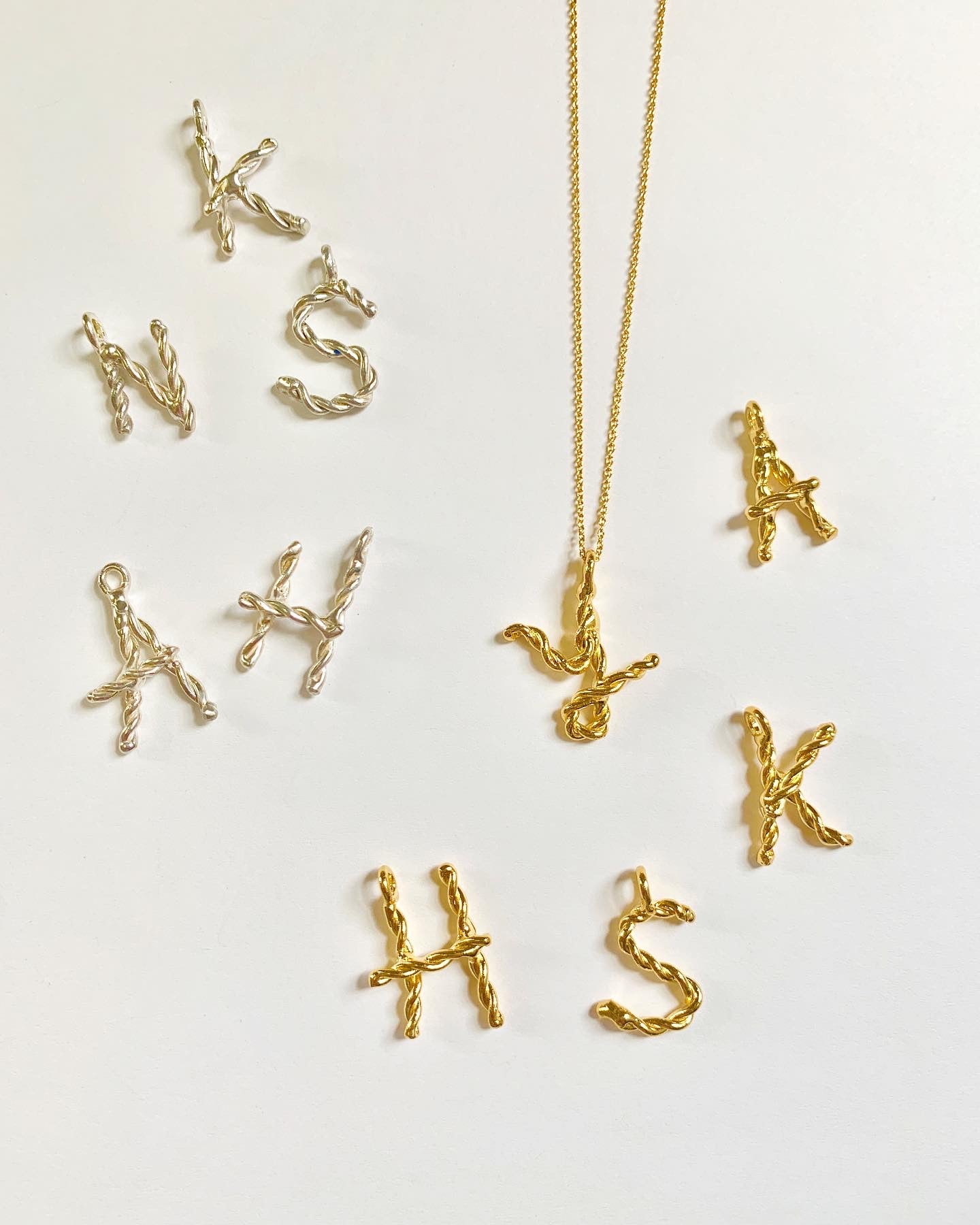 initial short necklace