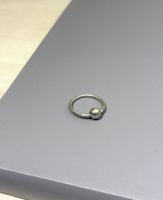 body pierce ring -01