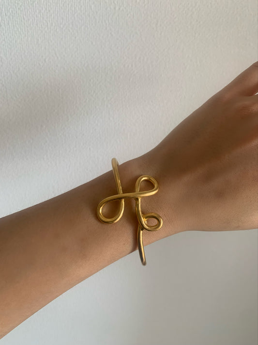 loop bangle