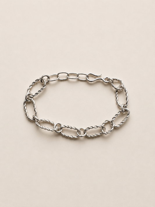 twist chain bracelet