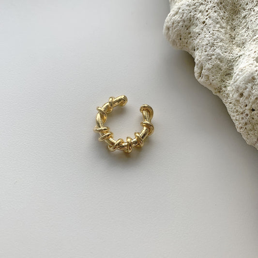 twist ear cuff
