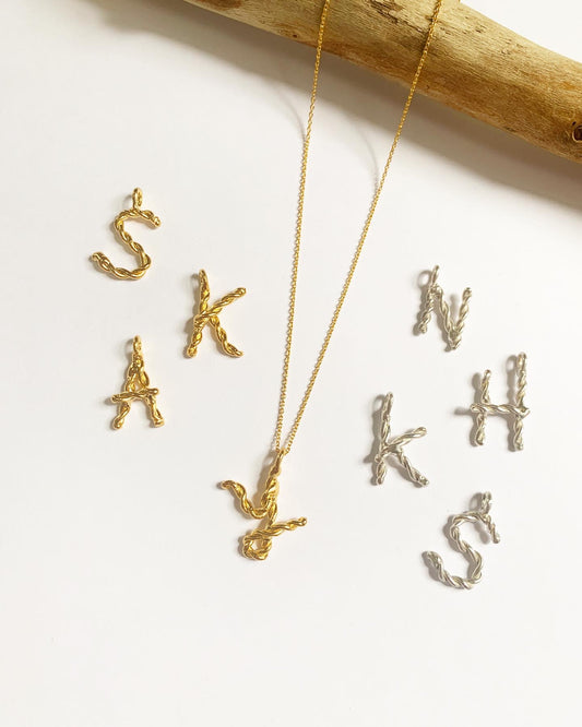 initial short necklace